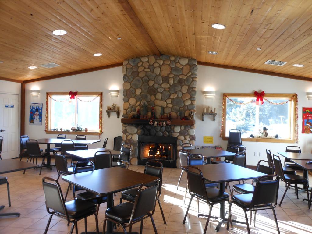 Oakzanita Springs Camping Resort Cabin 1 Descanso Экстерьер фото
